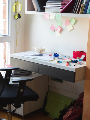 Clear & Simple, Kate Fehr, Desk