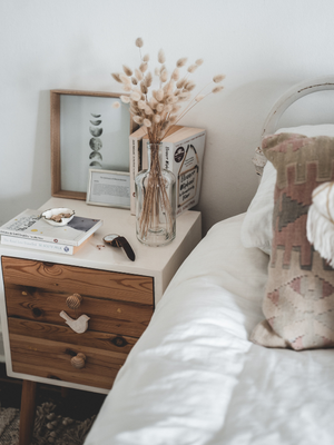 Clear & Simple, Kate Fehr, Bedside Table